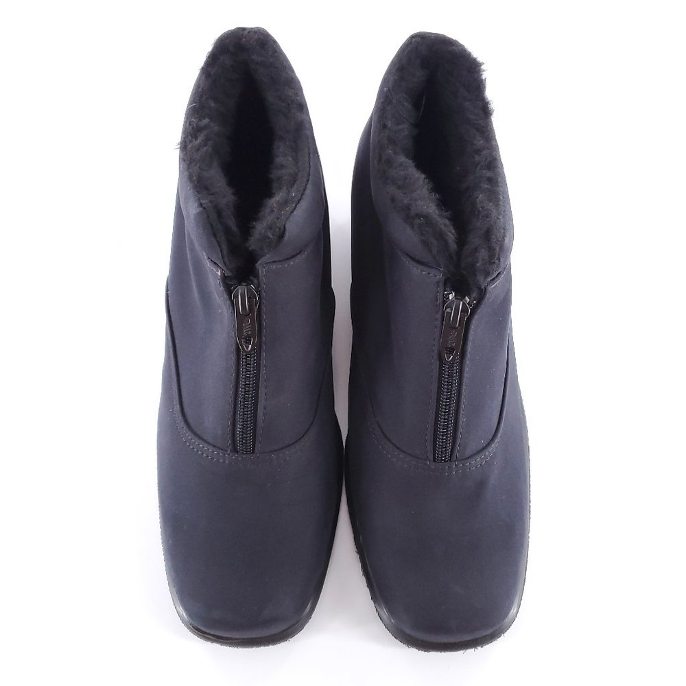 Toe Warmers Women Shoes Boot Zip Color Black Size 11- made in Canada